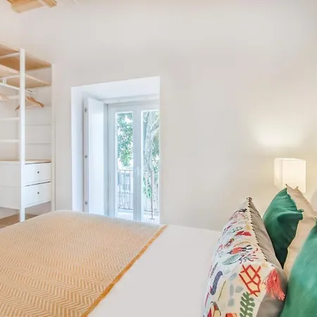 Casa Da Graça Hideout I Lisboa